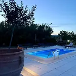 Summer Breeze Villa